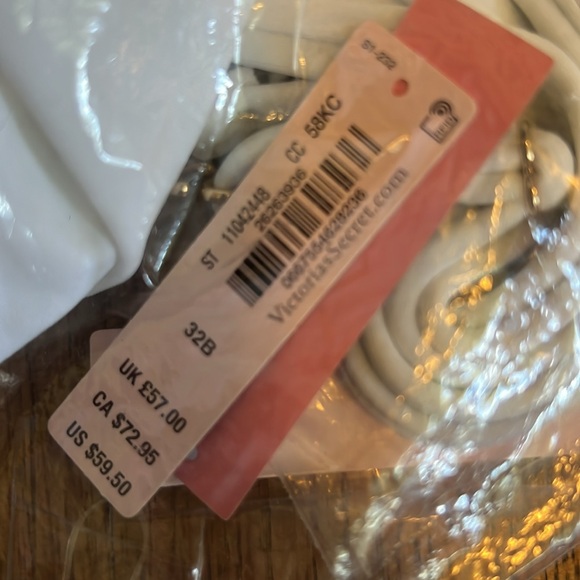 White tankini - Picture 2 of 2